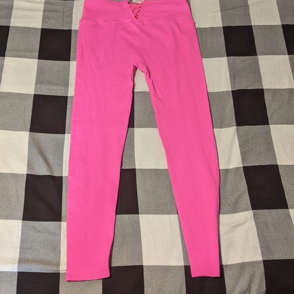 neon pink ribbed leggings - Picture 2 of 3